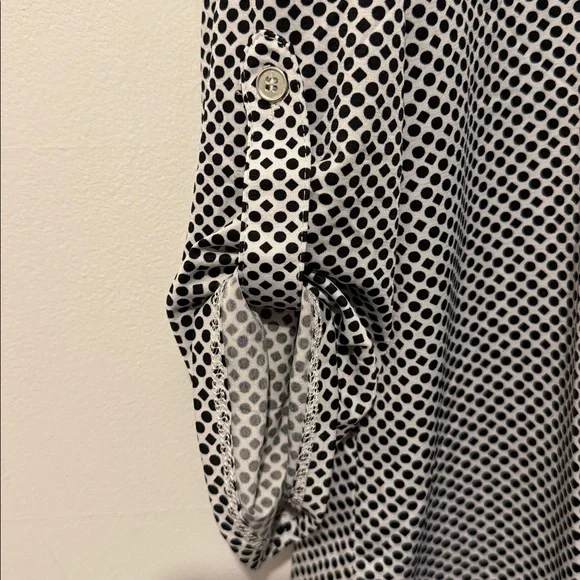 Women’s NY Collection Black and White Patterned Blouse - Picture 4 of 7